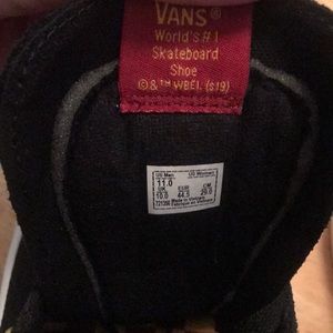 Vans Shoes - Vans Sk8-Hi Harry Potter Gryffindor Shoes Mens 11 Vans Shoes - Vans Sk8-Hi Harry Potter Gryffindor Shoes Mens 11